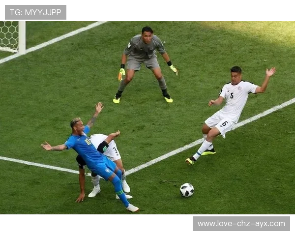 费耶诺德盯内马尔式自由踢法:开启足球技艺的明星秘笈